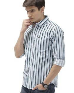 The Indian Garage Co Men Slim Fit Checkered Full Sleeves Spread Collar Casual Shirt