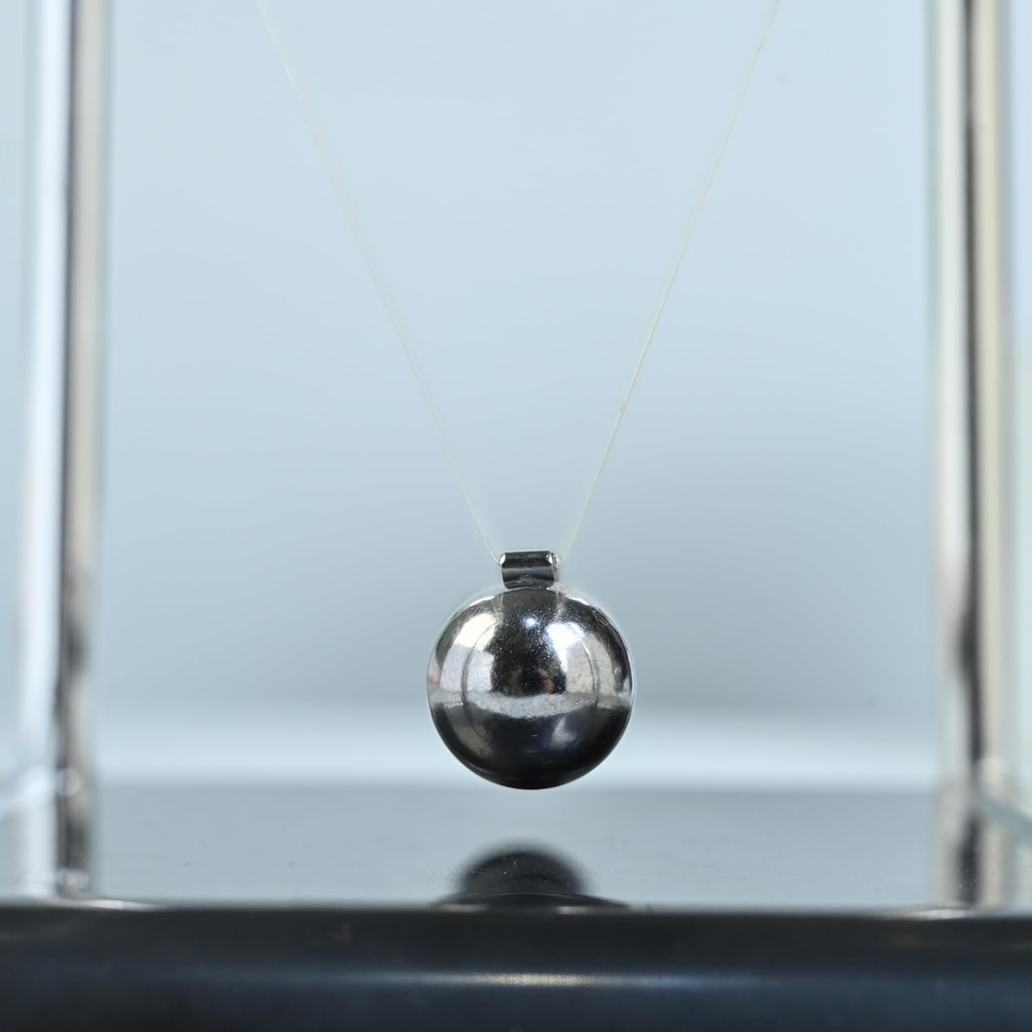 ZAICUS Newton's Cradle Pendulum Ball – Classic Office Desk Decor Toy for Focus | Motion Physics Gadget | Gift for Science Lovers- 4 Inch