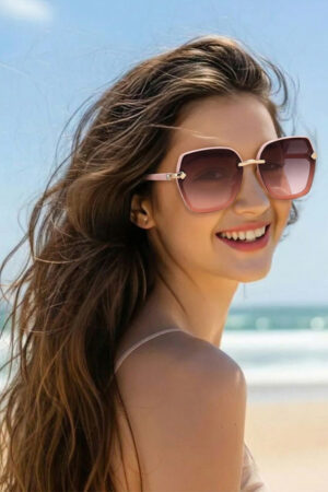 HASHTAG EYEWEAR Women Brown Lens & Gold-Toned Butterfly Sunglasses with